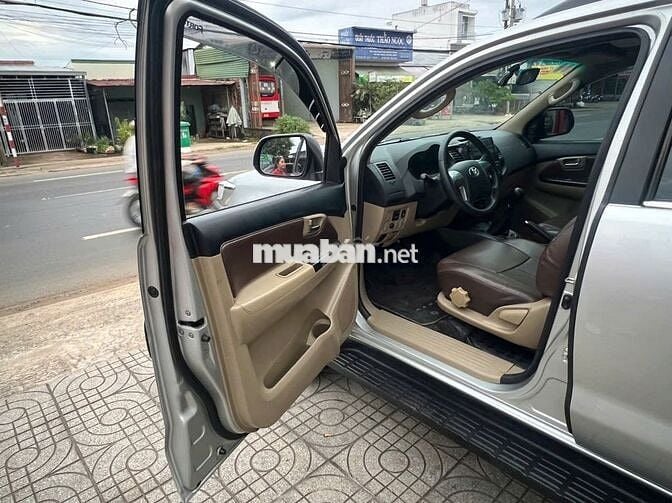 Toyota Fortuner 2016 máy dầu số sàn cực chất