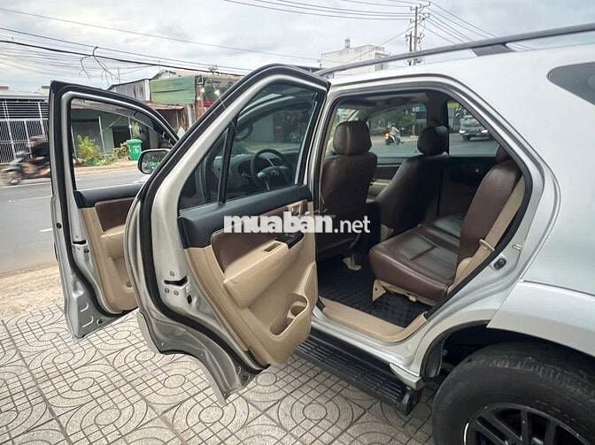 Toyota Fortuner 2016 máy dầu số sàn cực chất