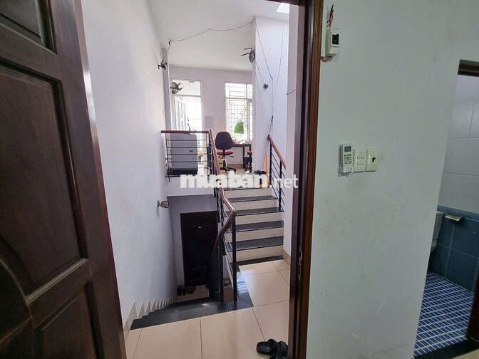 CHÍNH CHỦ - 28M2 - FULL NỘI THẤT - CMT8 Q10 - NỘI THẤT MỚI