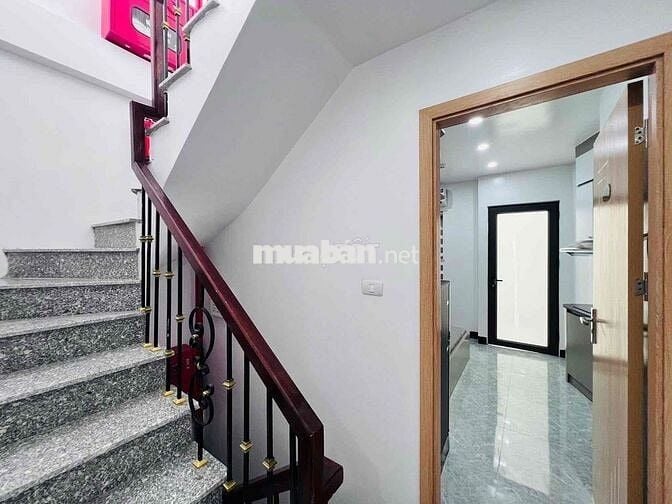 SIÊU HỢP LÝ – KHU VỰC VIP XUÂN LA – TÒA CHDV 5 TẦNG THANG MÁY – 11 PHÒ