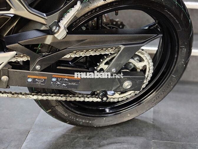 Z400 ABS CHẠY LƯỚT CHỈ 1600KM