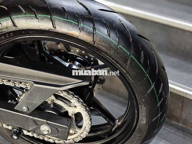 Z400 ABS CHẠY LƯỚT CHỈ 1600KM