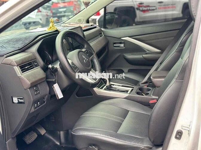Mitsubishi Xpander 2024 Premium 1.5 AT - 67000 km
