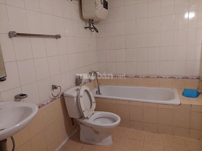 Cho thuê ngắn hạn tối đa 1 năm căn hộ studio khép kín, tầng 2