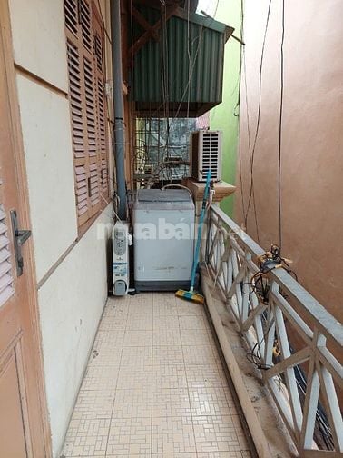 Cho thuê ngắn hạn tối đa 1 năm căn hộ studio khép kín, tầng 2