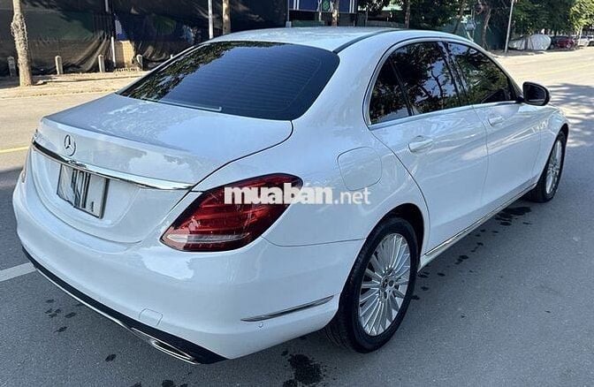 Mercedes-Benz C250 Exclusive 2016 màu trắng