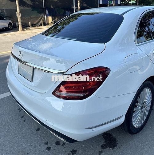 Mercedes-Benz C250 Exclusive 2016 màu trắng