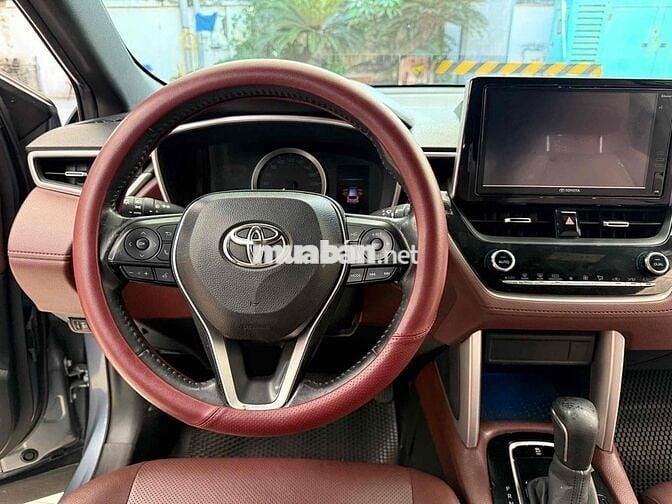 Cross 2021 1.8V tại TOYOTA ĐÔNG SG