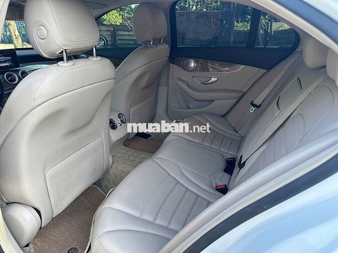 Mercedes-Benz C250 Exclusive 2016 màu trắng