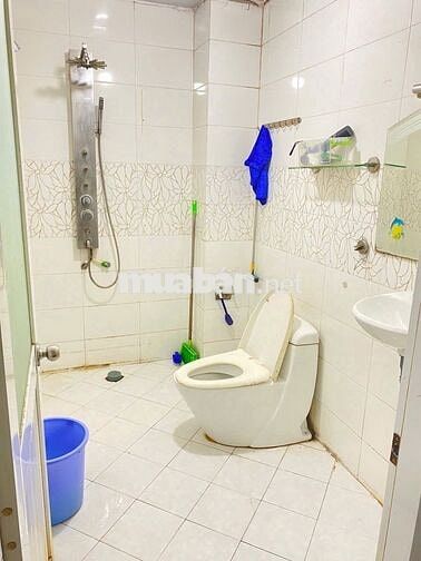 Phòng trọ 25m2 Trường Sa, Tân Bình gần chợ Phạm Văn Hai