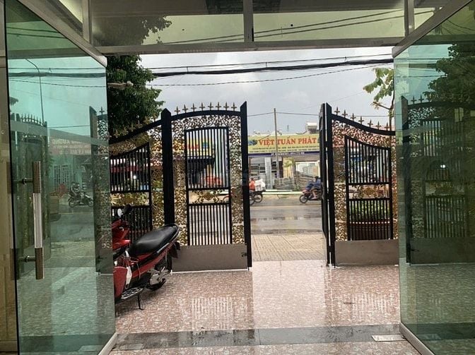 Cho thuê nhà mặt tiền đường số 1, KDC Vĩnh Lộc, 6m x 19m, 3 lầu, 25tr