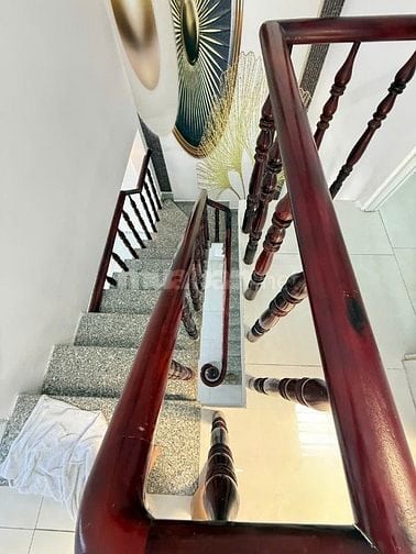 Bán nhà 2/ ngắn lê thị ngay hẻm cơm tấm vào DT: 4*10 1T+ 1 lầu