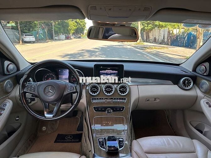 Mercedes-Benz C250 Exclusive 2016 màu trắng