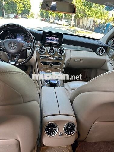 Mercedes-Benz C250 Exclusive 2016 màu trắng
