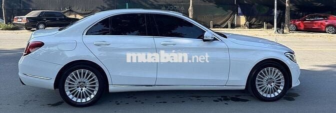 Mercedes-Benz C250 Exclusive 2016 màu trắng