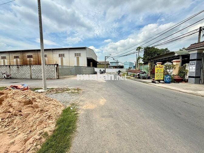 Bán đất103m² giá 1tỷ6 đường Đỗ Văn Dậy gần Chợ Hóc Môn Ngã Tư Tân Hiệp