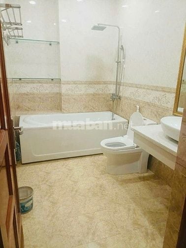 Cho thuê nhà hẻm xe tải 1/ Lê Đức Thọ-P17 - 7*16m - 3 lầu- sẵn NT