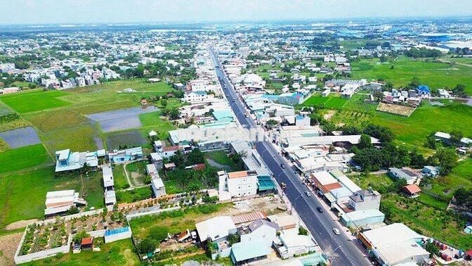 CẦN BÁN NHÀ MẶT TIỀN ĐƯỜNG TỈNH 824