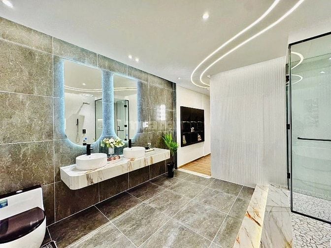 Bán nhà sẵn hợp đồng thuê 13tr/tháng Nguyễn Thị Nhuần Q12 50m2 2tỷ590