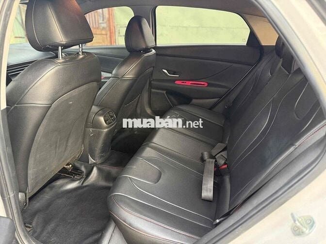 Hyundai Elantra 2023 1.6AT 62000 km Trắng