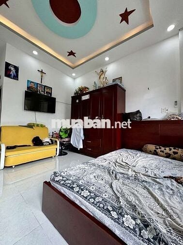 Nhà mới 2 tầng ĐHT 02 -  84,7M2 -  GIÁ CHỈ 4,95 TỶ