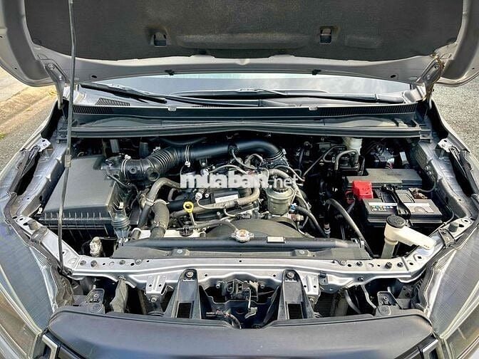 Toyota Innova 2020 2.0E - 69000 km