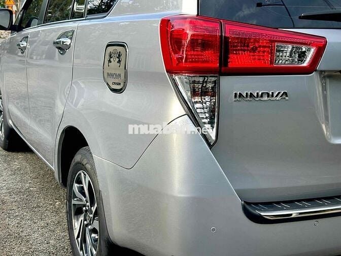 Toyota Innova 2020 2.0E - 69000 km