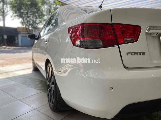 Kia Forte 2011 SX 1.6 AT - 157000 km