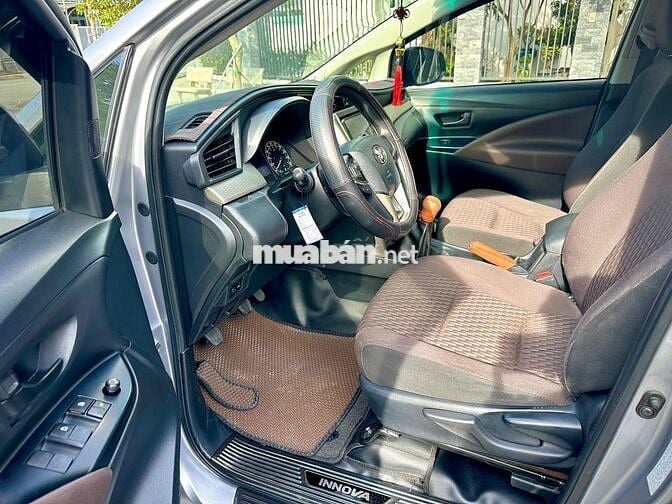 Toyota Innova 2020 2.0E - 69000 km