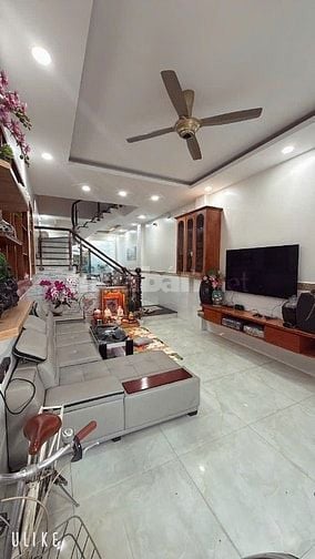 Bán nhà đúc 4 tầng hẻm 5m giáp Gò Vấp. Gía nhỉnh 6 tỷ