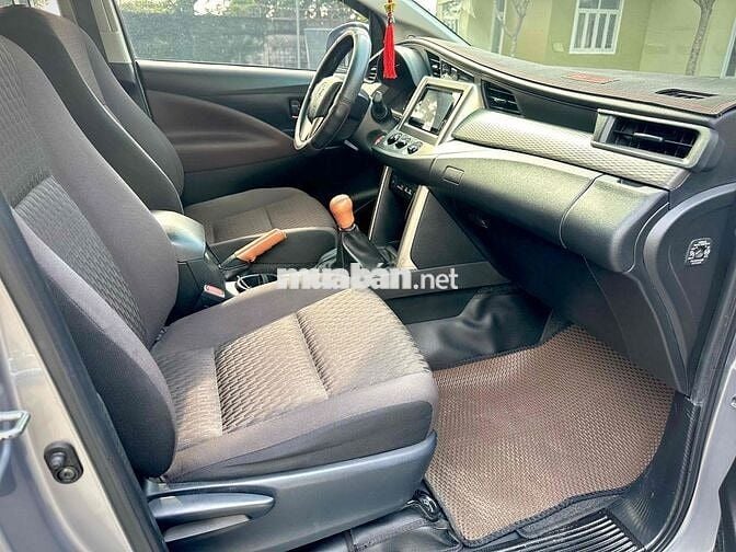 Toyota Innova 2020 2.0E - 69000 km