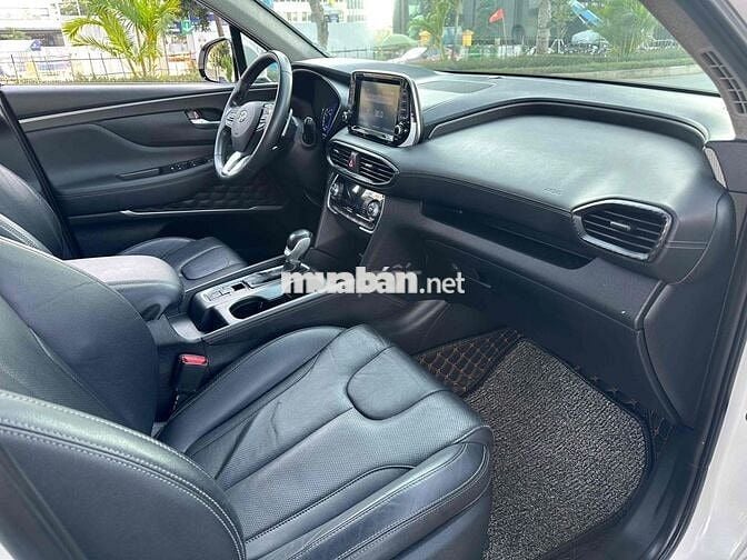 Hyundai SantaFe 2019 2.4 Xăng Đặc Biệt 70000 km