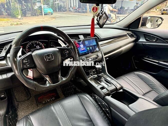 Honda Civic 2018 1.8 E - 87000 km