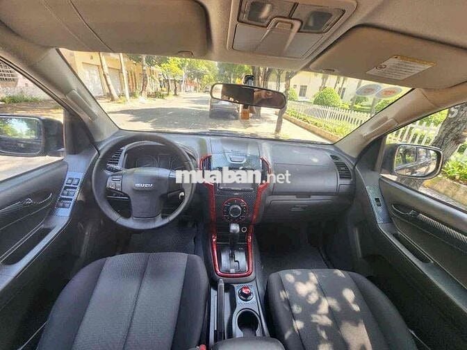 Isuzu D-Max 2015 2 cầu Đen