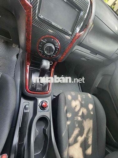 Isuzu D-Max 2015 2 cầu Đen