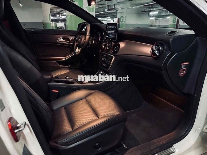 Mercedes-Benz CLA 2016 45 AMG 4MATIC Đỏ mận