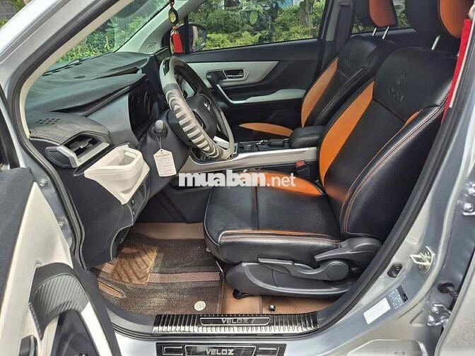 Veloz Cross (1.5L TOP) gia đình sử dụng mới 98%.