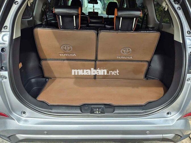 Veloz Cross (1.5L TOP) gia đình sử dụng mới 98%.