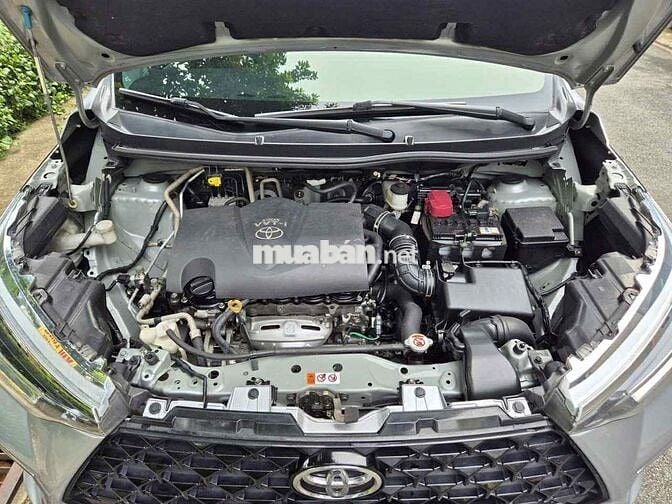 Veloz Cross (1.5L TOP) gia đình sử dụng mới 98%.