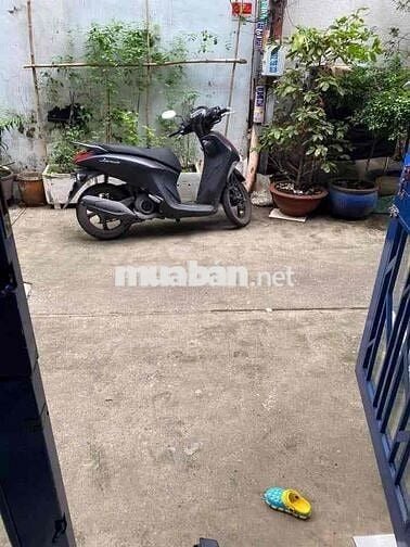 Cho thuê NC 1 trệt 1 lầu - đường Trần Quang Khải - 2pn - Quận 1