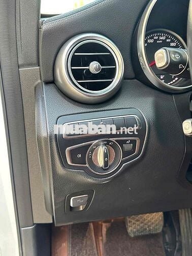 Mercedes-Benz GLC300 4Matic 2018 Model 2019