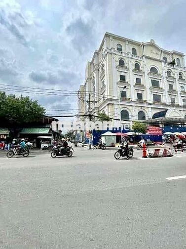 Hot, Bán nhà rẻ nhất BTân, Lê Văn Quới, 150m2, 2 tầng, hẻm 6m, nhỉnh 8