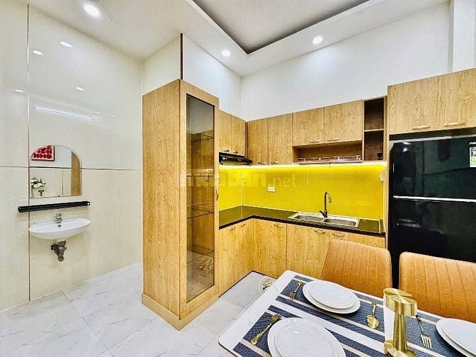 Lên sóng siêu phẩm đường Lê Hồng Phong P2 Q5 40,7m2, 2tỷ350tr