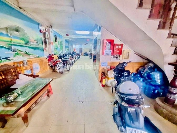 Dãy trọ Mặt tiền 6tầng 54phòng, thu nhập 100triệu/1tháng