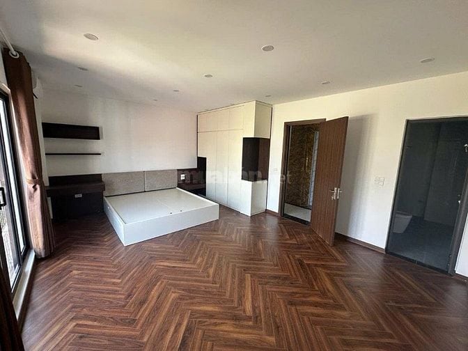 siêu phẩm Trần Cung cần bay 30m2 5 tầng lô góc 2 thoáng MT rộng QH ổn 