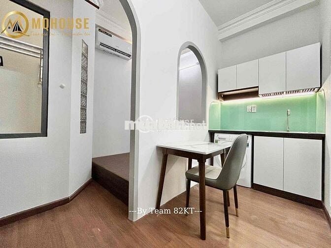 Khu Sân Bay- Studio tách bếp - Ban Công - 30m2 - Full Nội Thất