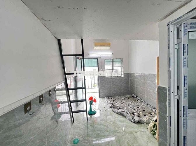 CHO THUÊ PHÒNG BAN CÔNG GIÁ RẺ GẦN BỆNH VIỆN THỐNG NHẤT - BỜ KÈ HSA