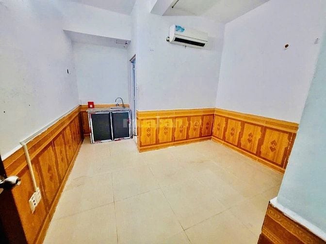 Dãy trọ Mặt tiền 6tầng 54phòng, thu nhập 100triệu/1tháng