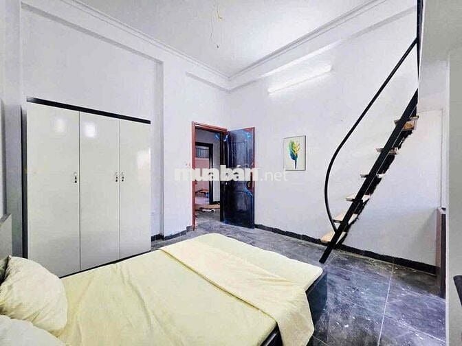 ngay vòng xoay Lăng Cha Cả tiện về Q1,3, Phú Nhuân