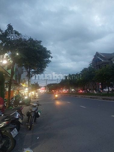 Mặt Tiền Lê Thúc Hoạch Văn Cao ( 4 * 12.5 ) 4 Lầu 12.9 Tỷ 